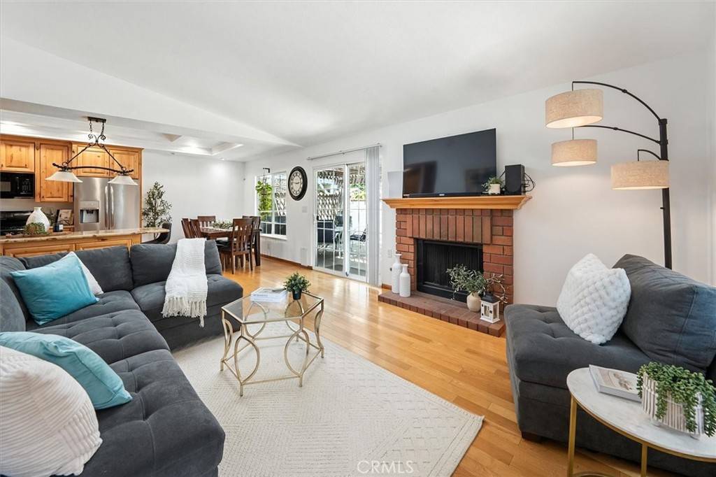 Valencia, CA 91355,25808 El Gato PL