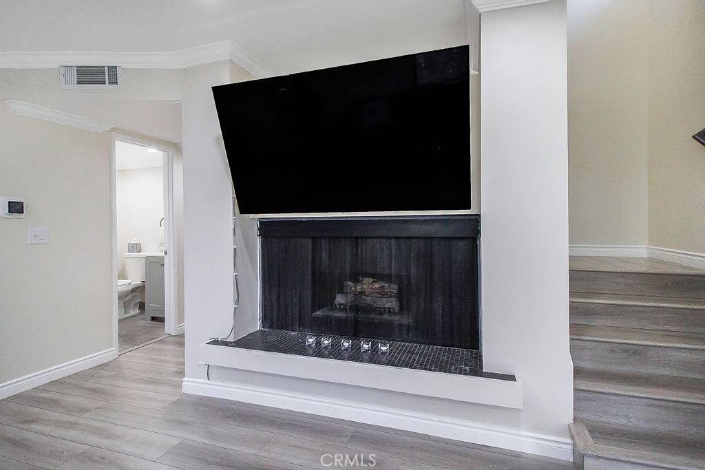 West Hills, CA 91307,7137 Shoup Ave #22