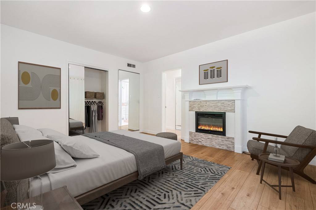 Encino, CA 91316,4736 Zelzah