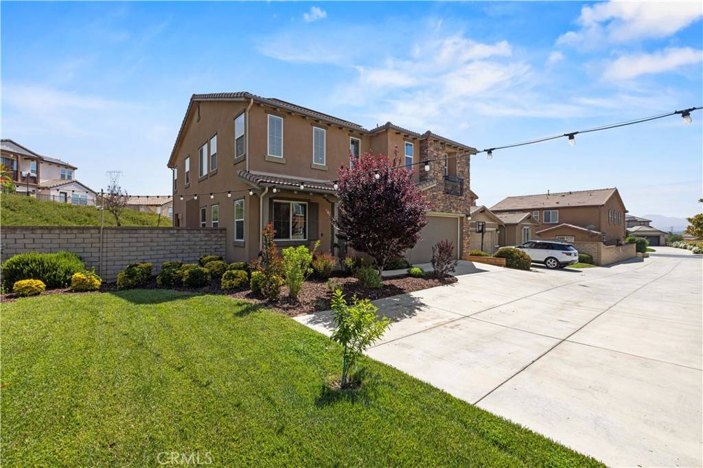 Valencia, CA 91354,29015 Ridgecrest CT