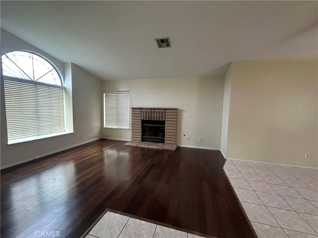 Palmdale, CA 93550,37058 E Waterman AVE