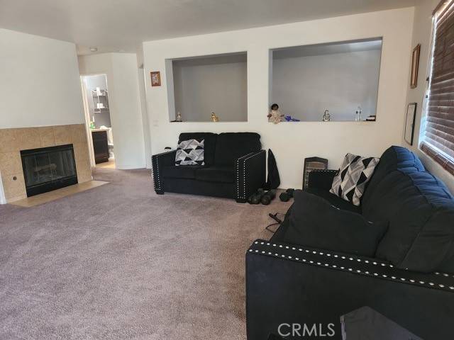 Lancaster, CA 93535,1716 E Avenue H7