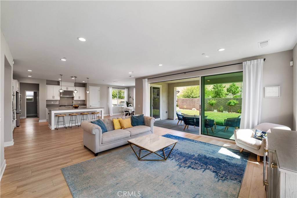 Canyon Country, CA 91387,25010 Sycamore Falls CT