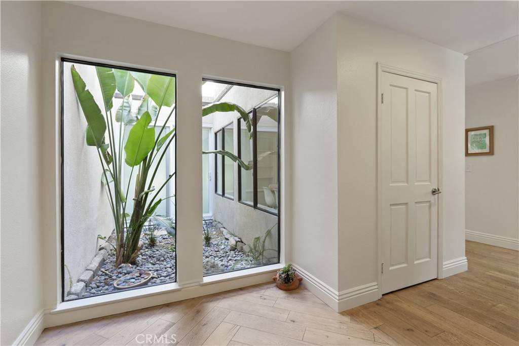 Agoura Hills, CA 91301,6146 Shadycreek DR