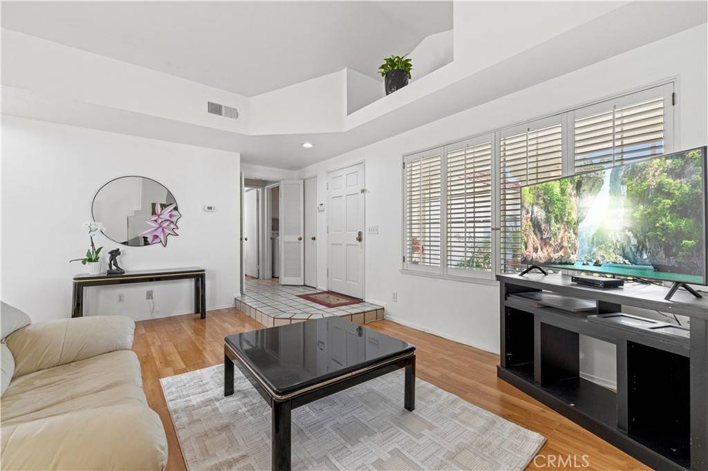 Valencia, CA 91355,26308 Marsala DR