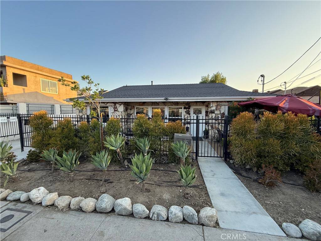 Pacoima, CA 91331,11125 Glenoaks BLVD