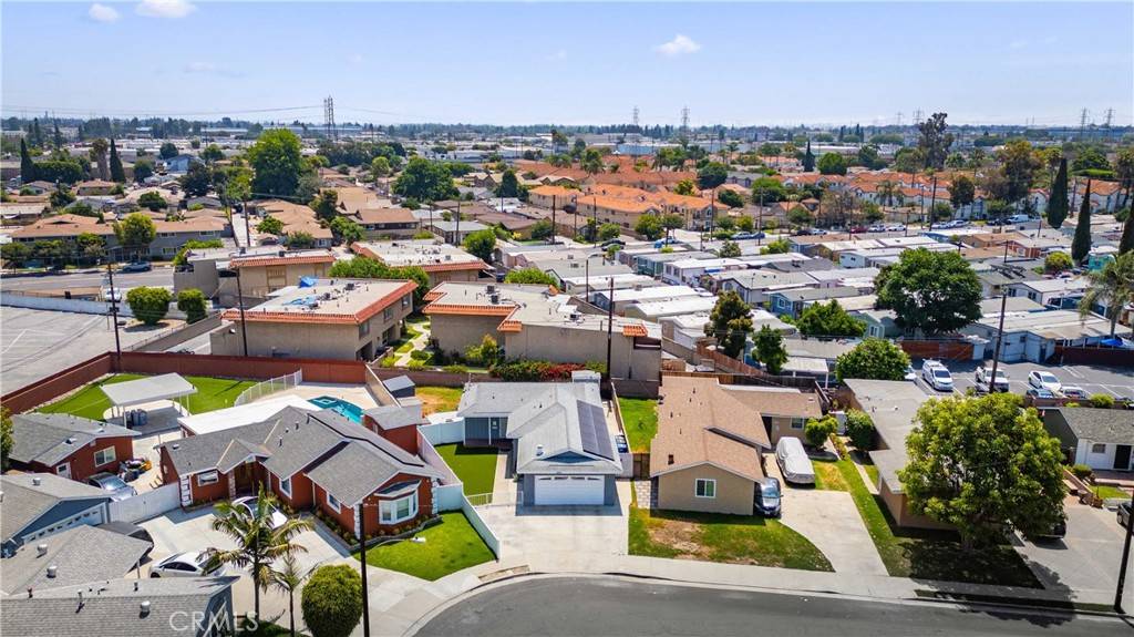 Paramount, CA 90723,6838 Severn DR