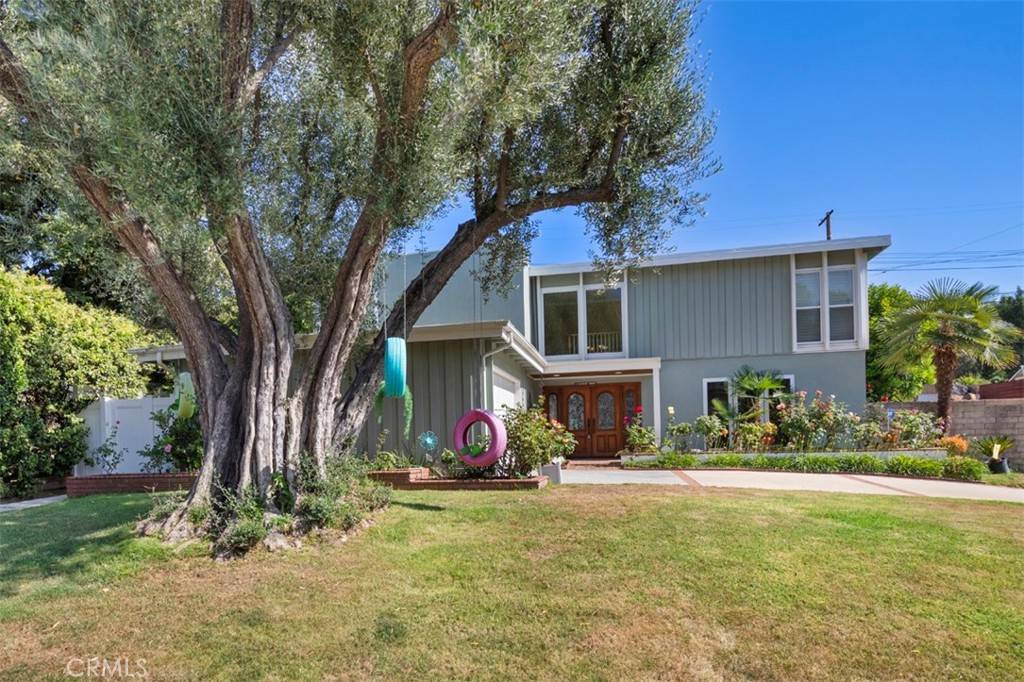 Woodland Hills, CA 91364,22666 Margarita DR