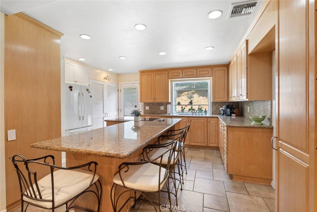 Woodland Hills, CA 91364,22666 Margarita DR