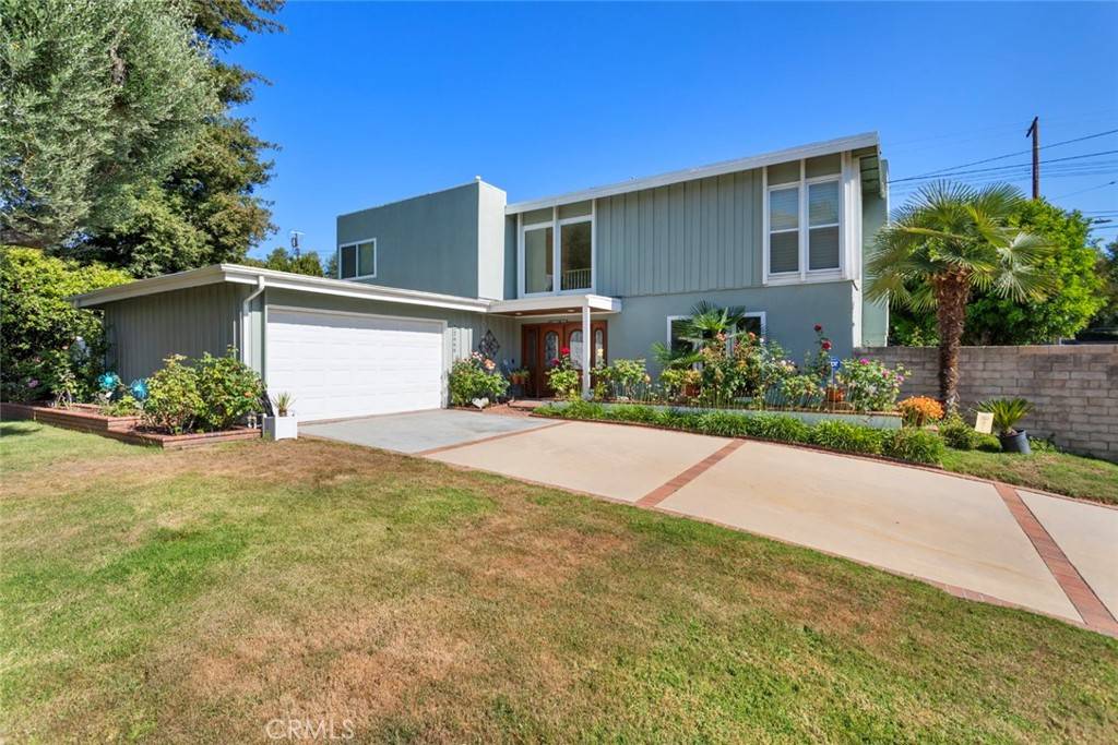 Woodland Hills, CA 91364,22666 Margarita DR