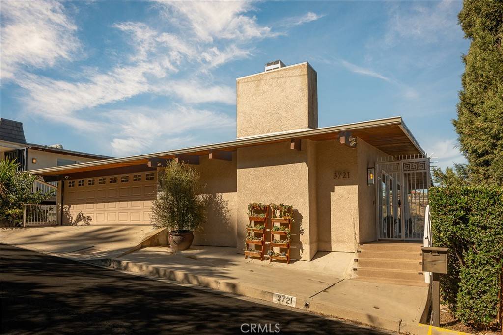 Sherman Oaks, CA 91423,3721 Glenridge DR