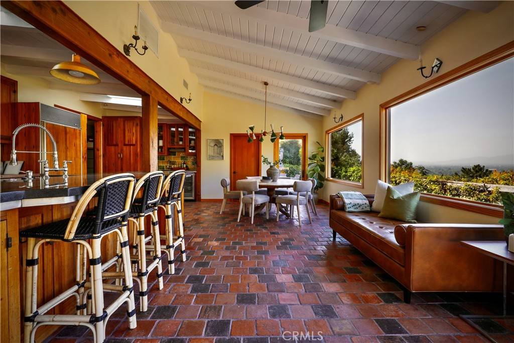 Sherman Oaks, CA 91423,3700 Koster AVE