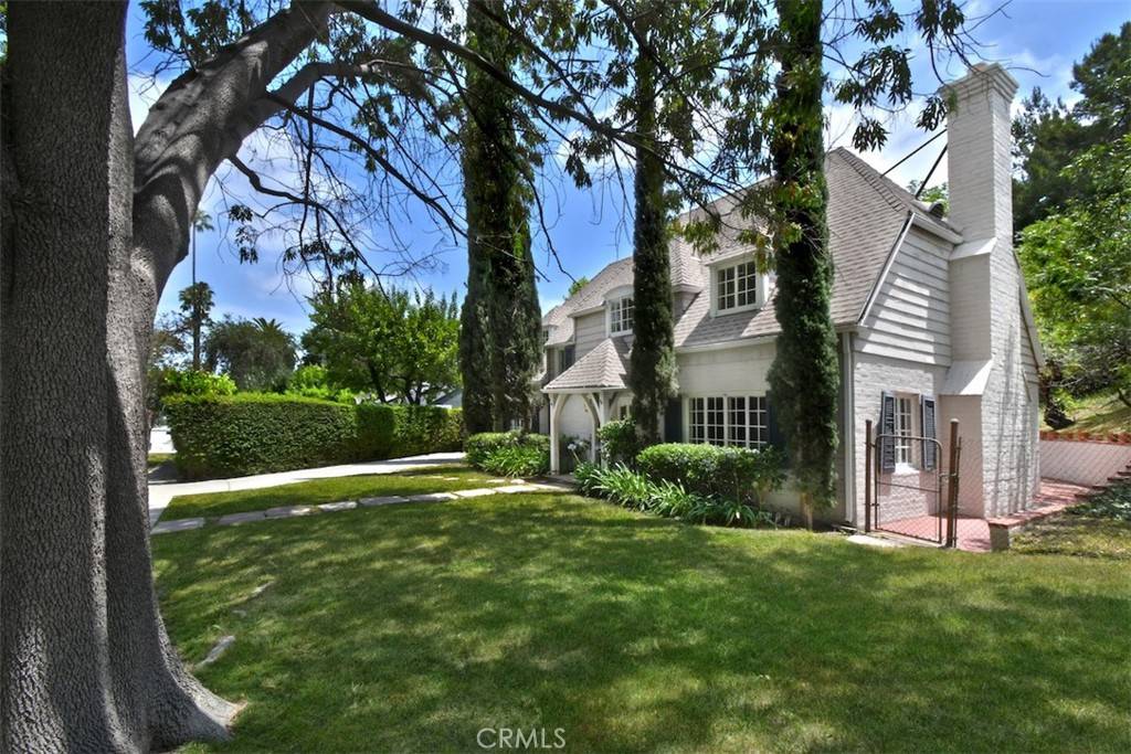 Sherman Oaks, CA 91403,4312 Noble AVE