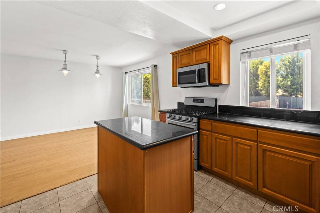 Tarzana, CA 91356,18333 Hatteras ST #41