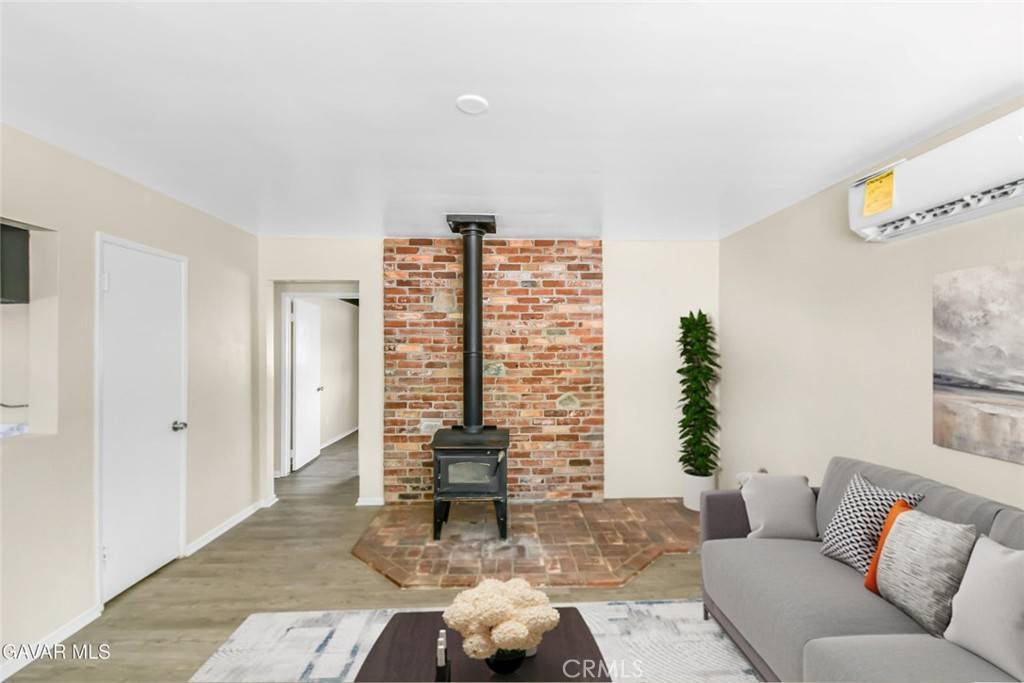 Agua Dulce, CA 91390,35339 Anthony RD