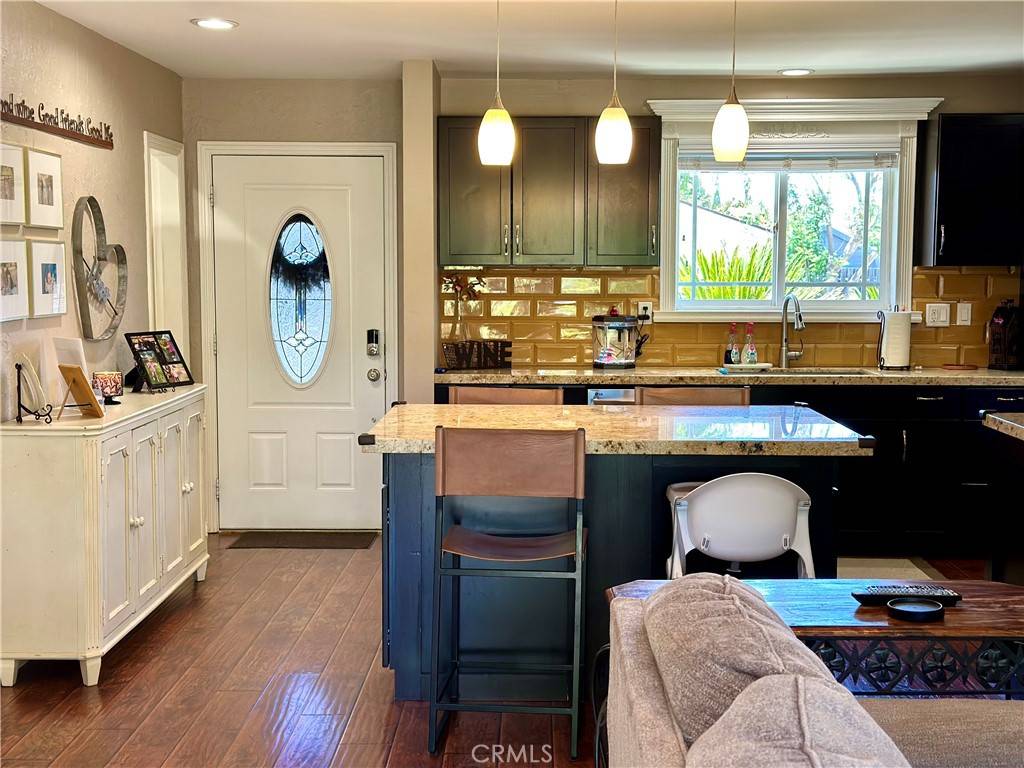 Simi Valley, CA 93065,1034 Mead AVE