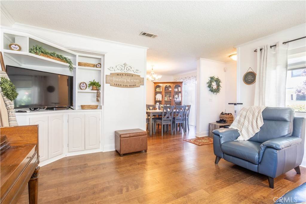 Newhall, CA 91321,23524 Newhall AVE #4