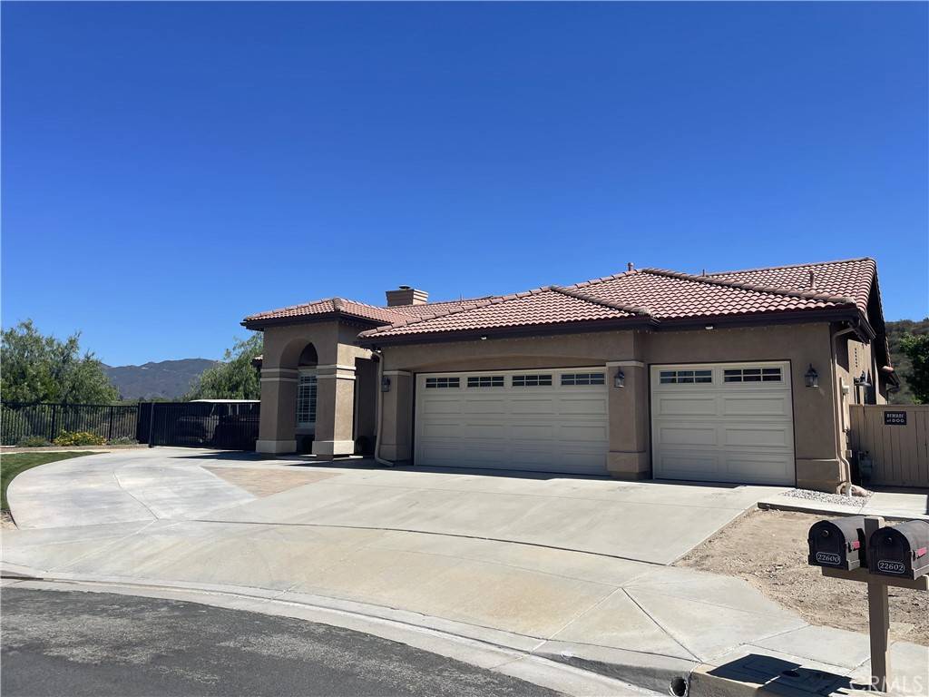 Saugus, CA 91350,22600 White Wing WAY