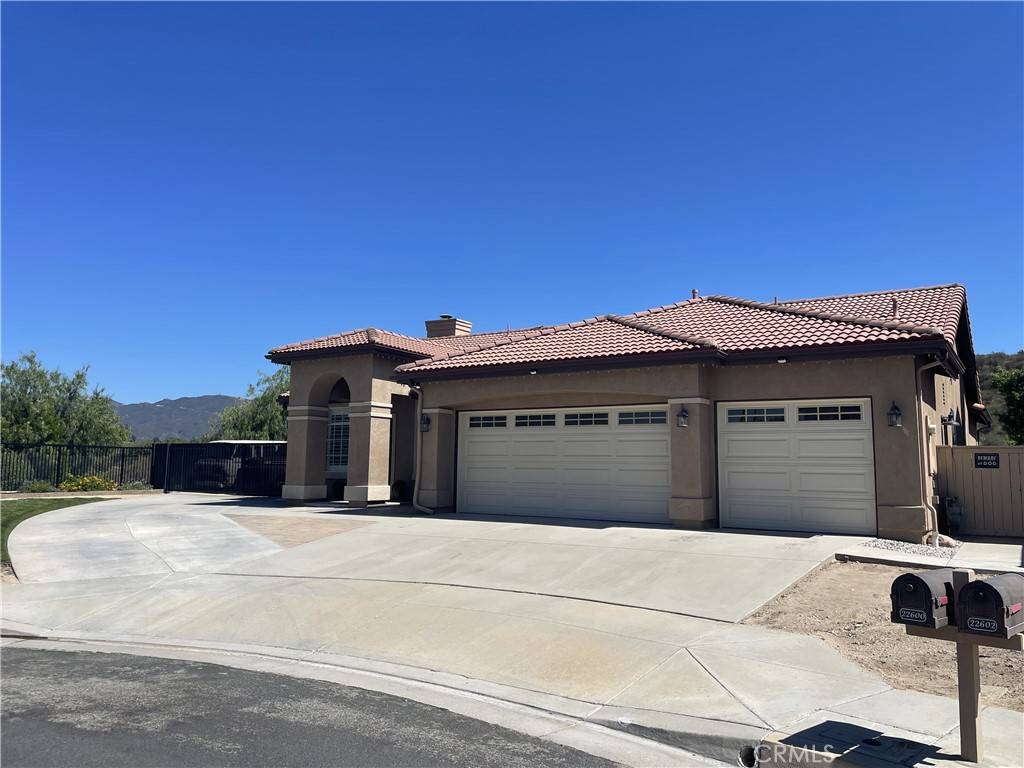 Saugus, CA 91350,22600 White Wing WAY