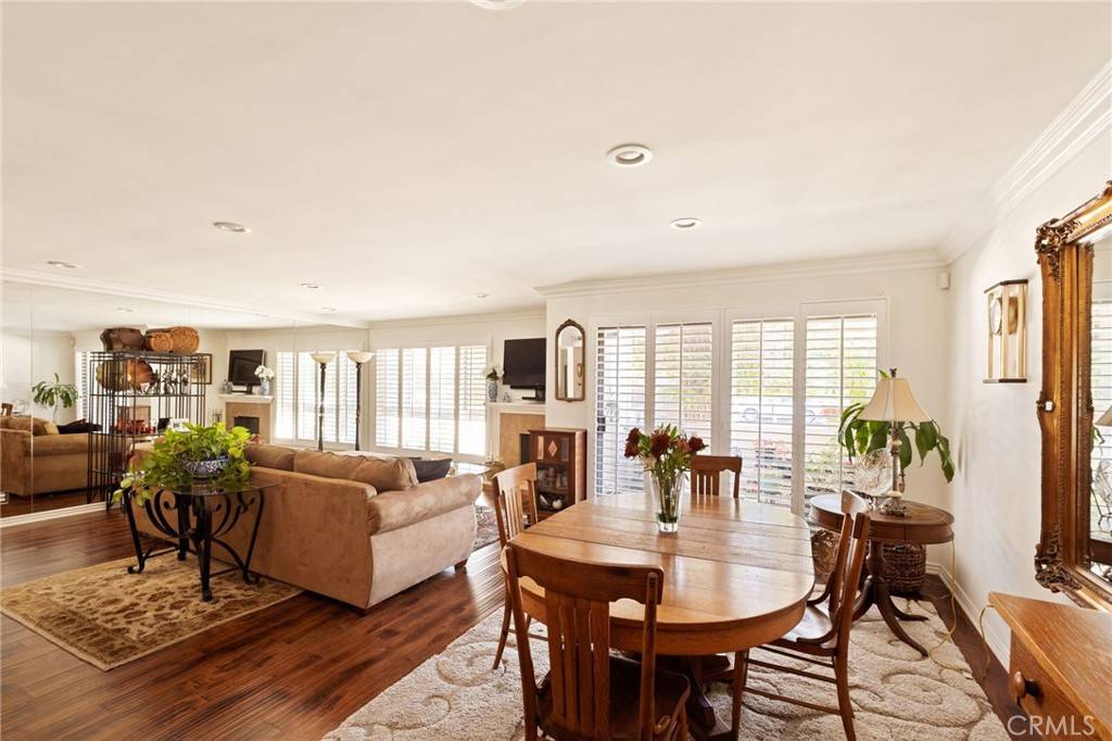 Studio City, CA 91604,4500 Whitsett AVE #5