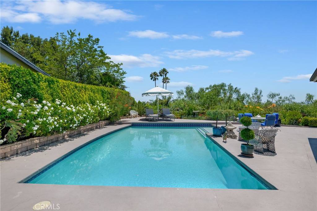 Granada Hills, CA 91344,17248 Barneston CT