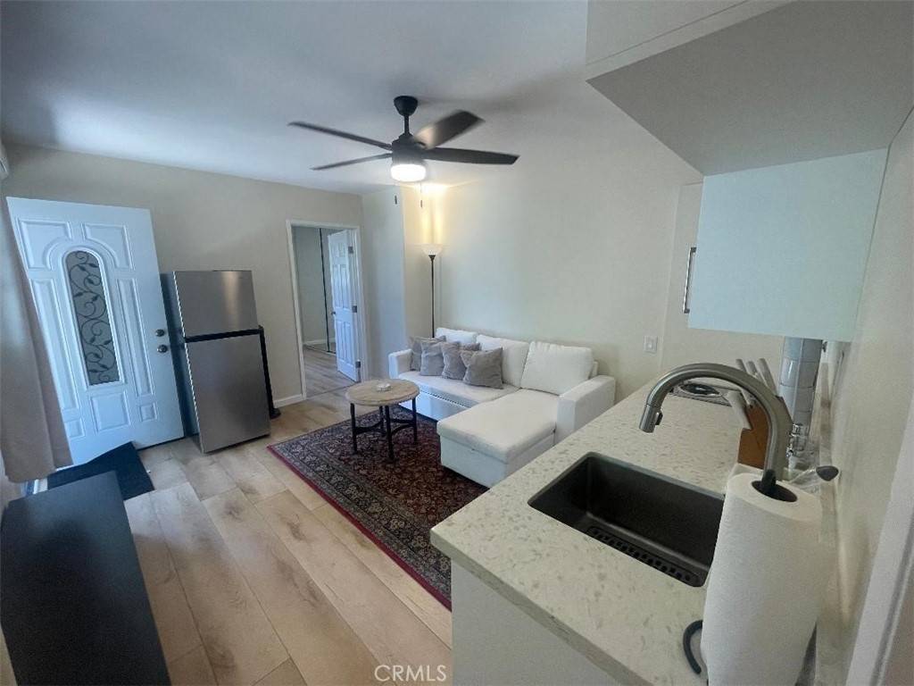 West Hills, CA 91307,23415 Vanowen ST