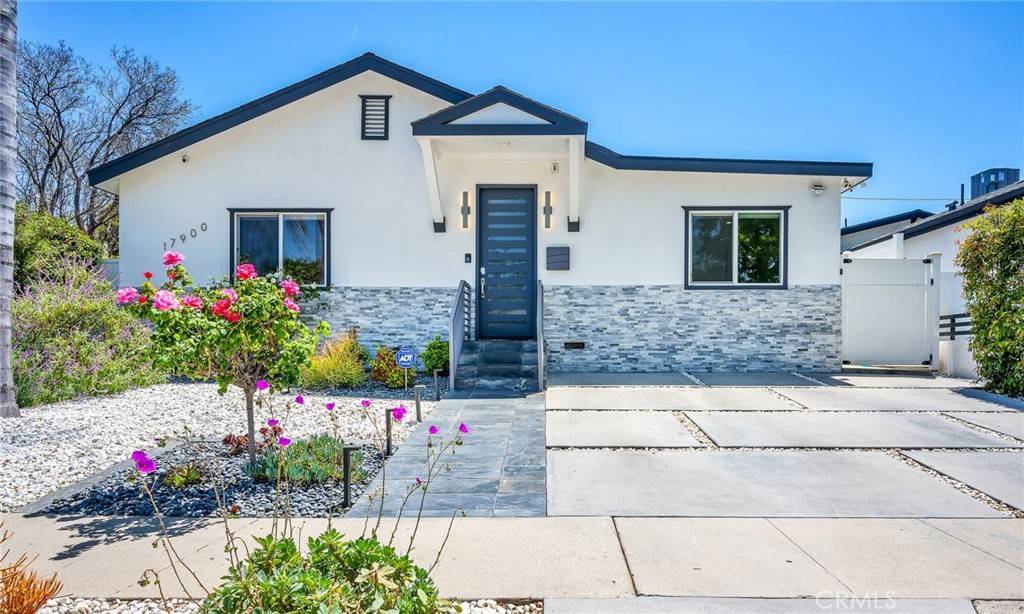 Encino, CA 91316,17900 Bullock ST