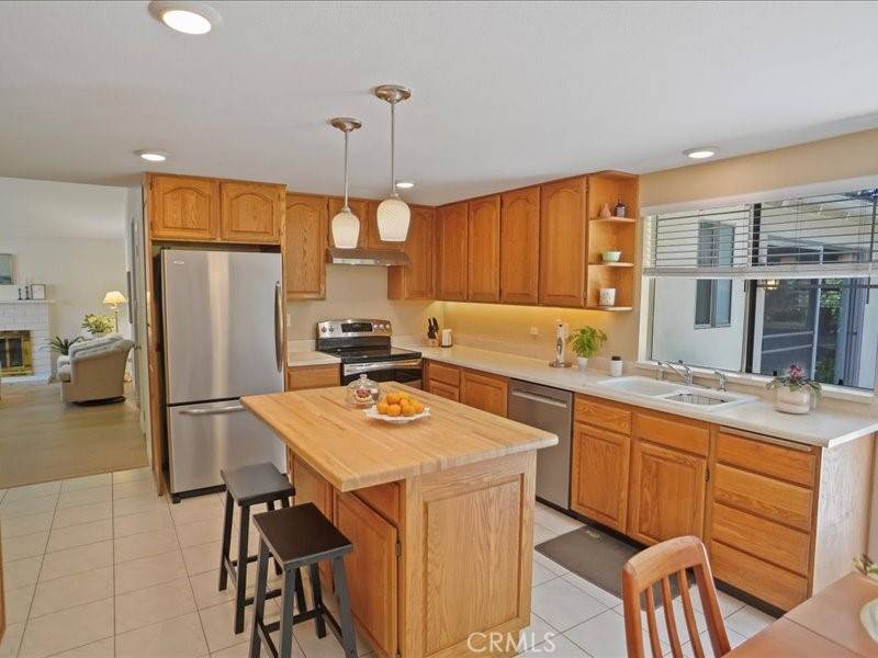 Newhall, CA 91321,24721 Airville AVE
