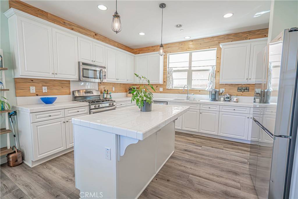 Saugus, CA 91350,22027 Propello DR