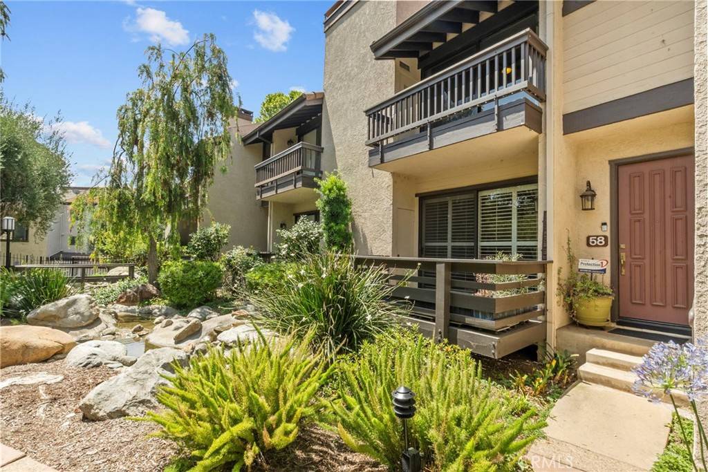 Woodland Hills, CA 91367,21800 Marylee ST #58