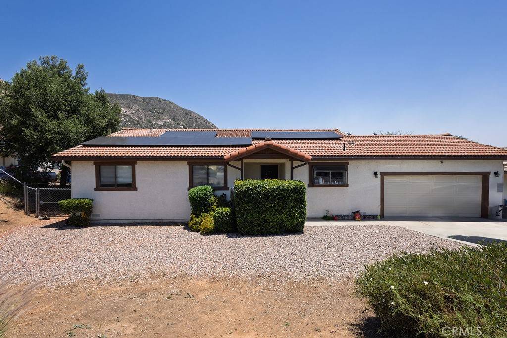 Ramona, CA 92065,15929 Caras CT