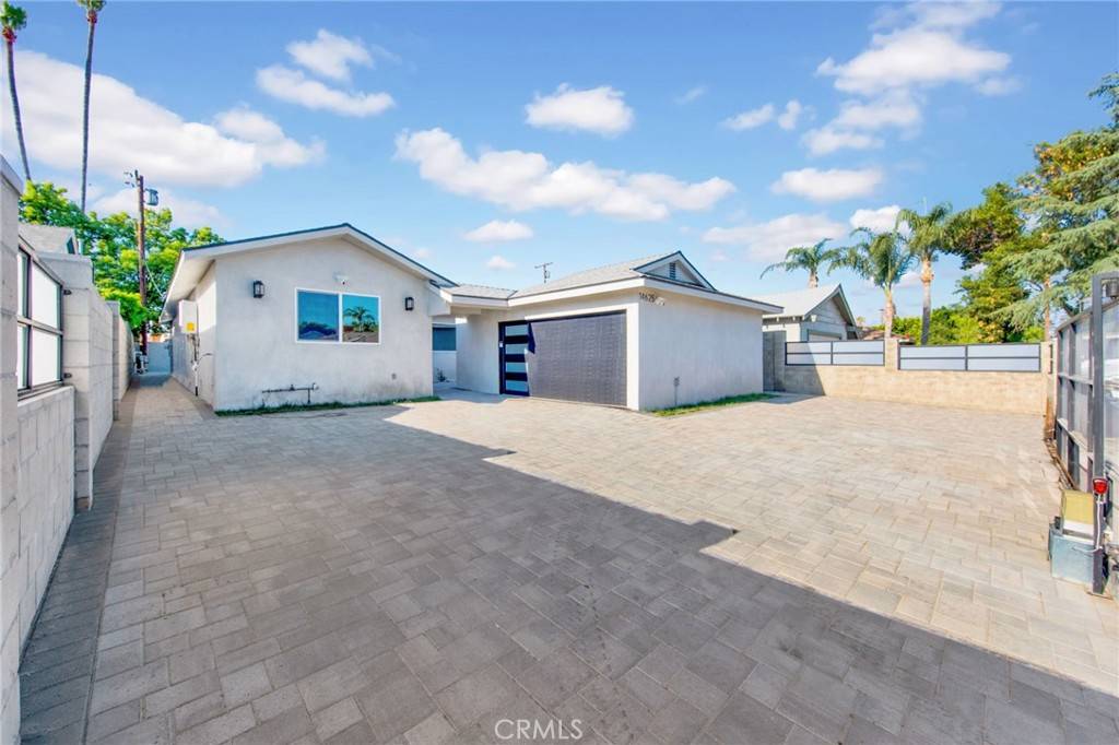Van Nuys, CA 91405,14625 Runnymede ST