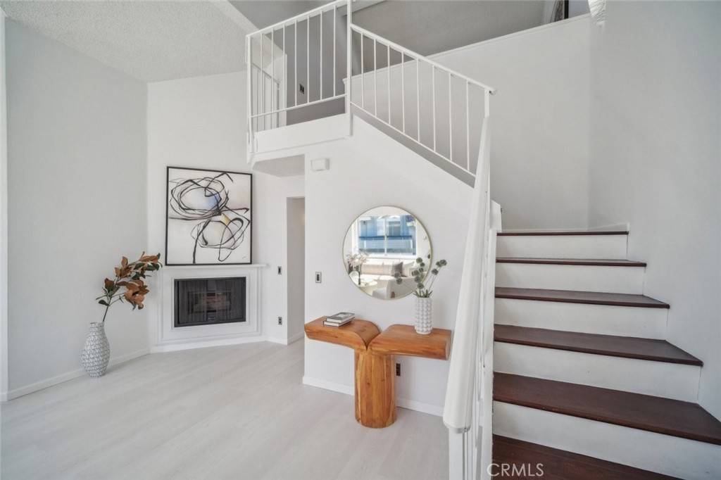 Canyon Country, CA 91351,26970 Flo LN #310