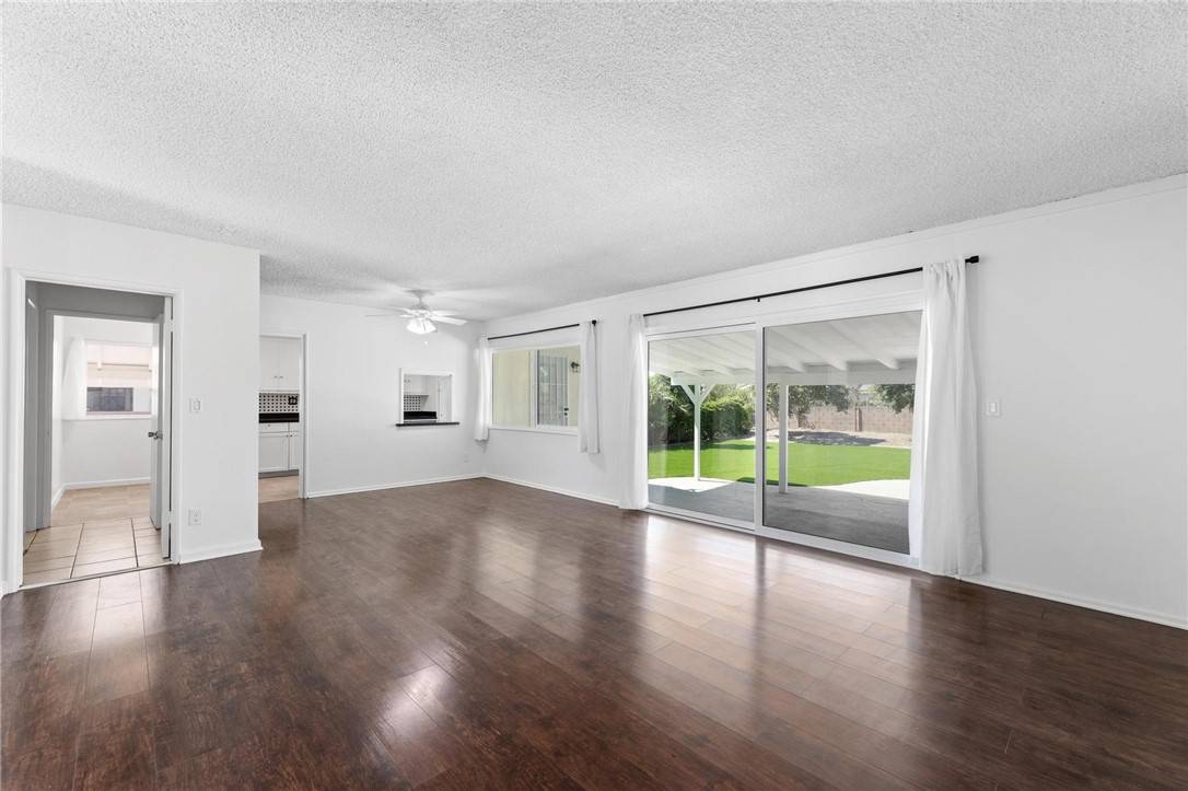 Sun Valley, CA 91352,9153 Haddon AVE