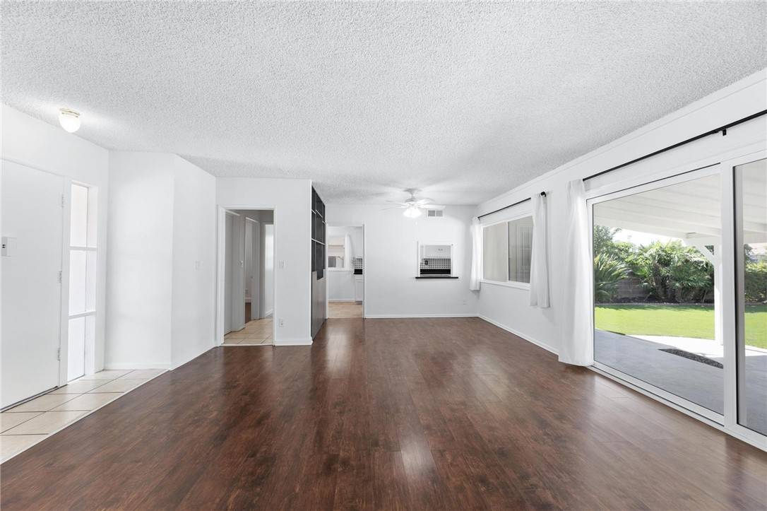 Sun Valley, CA 91352,9153 Haddon AVE