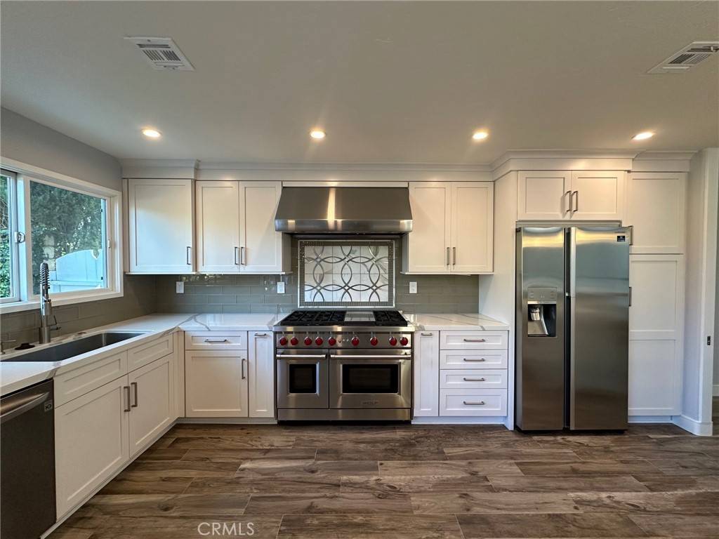 Agoura Hills, CA 91301,30222 Rainbow Crest DR