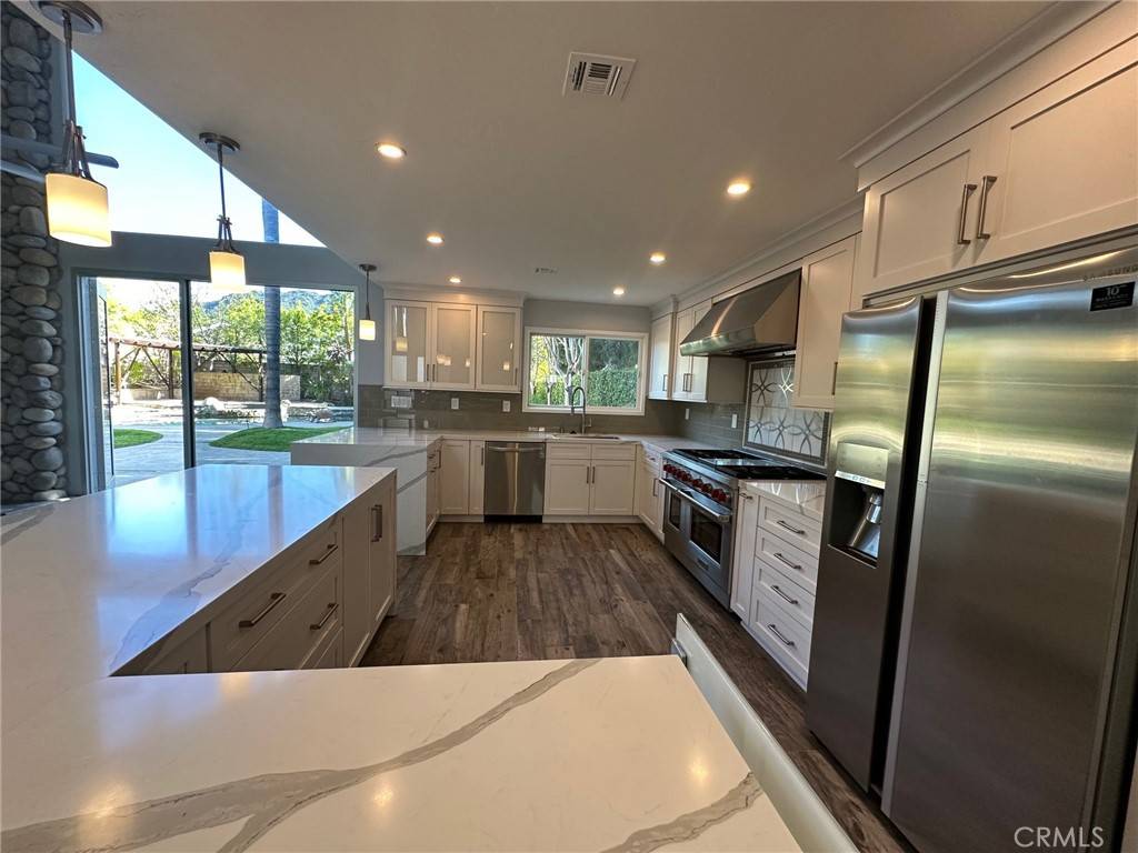 Agoura Hills, CA 91301,30222 Rainbow Crest DR