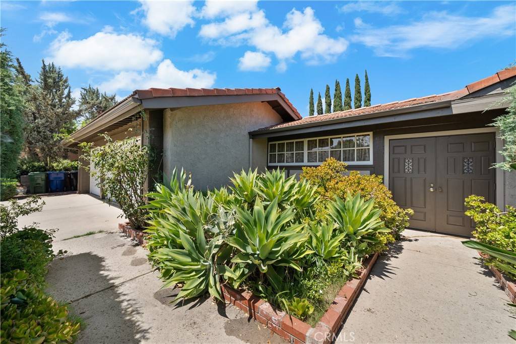 Rancho Cascades, CA 91342,15574 Sorbonne ST