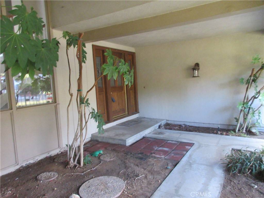 Porter Ranch, CA 91326,19456 Hiawatha ST
