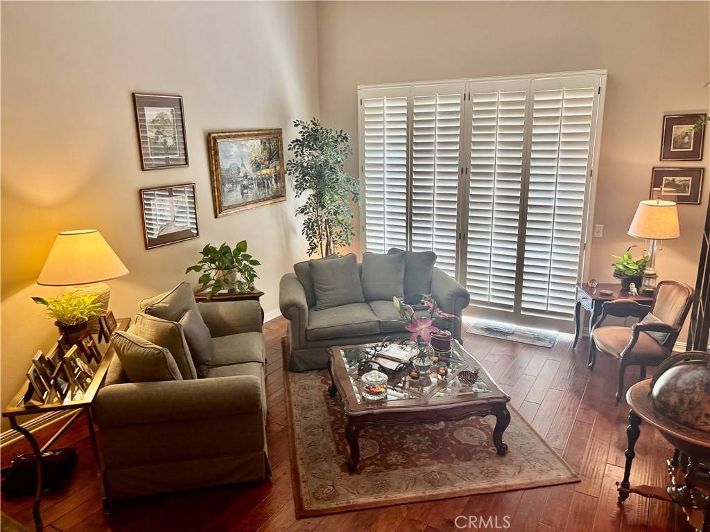 Woodland Hills, CA 91367,6225 Shoup AVE #111