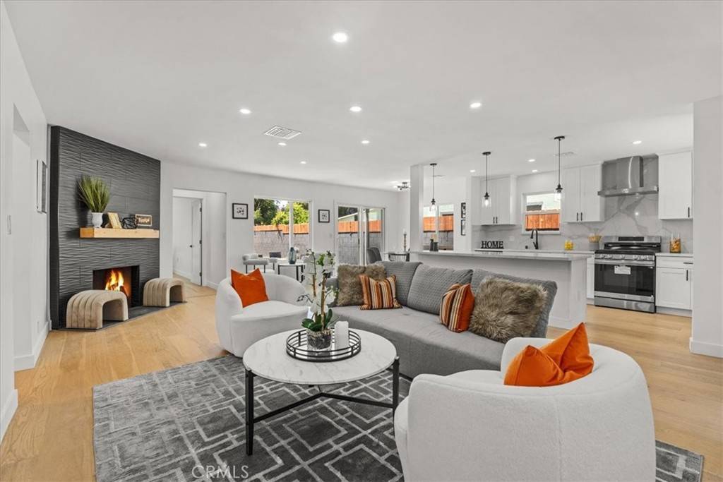 Sherman Oaks, CA 91411,5815 Saloma AVE
