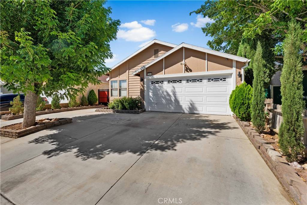 Palmdale, CA 93550,2701 Juniper DR