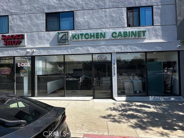 Tarzana, CA 91356,19423 Ventura BLVD
