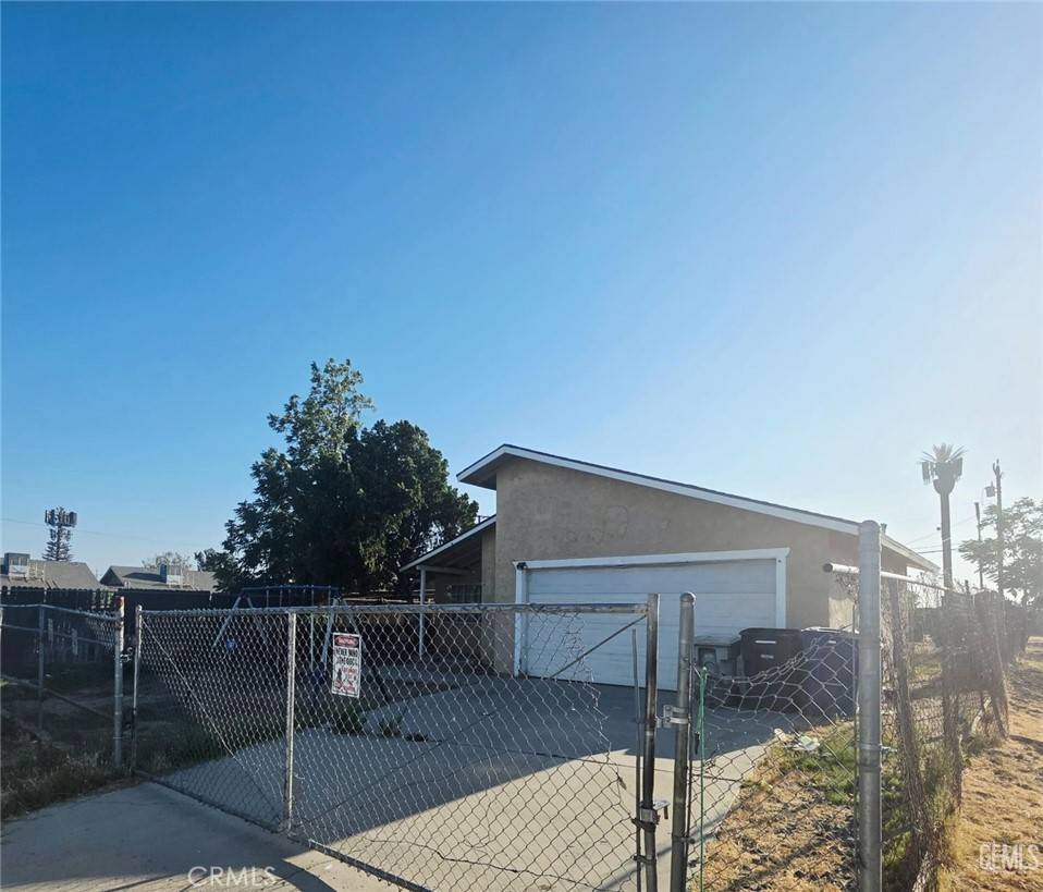 Bakersfield, CA 93307,506 S Haley ST