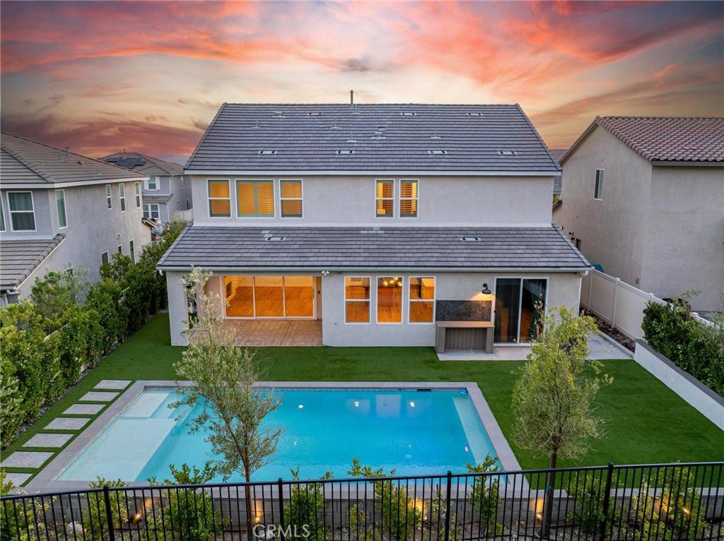Saugus, CA 91350,28524 Songbird WAY