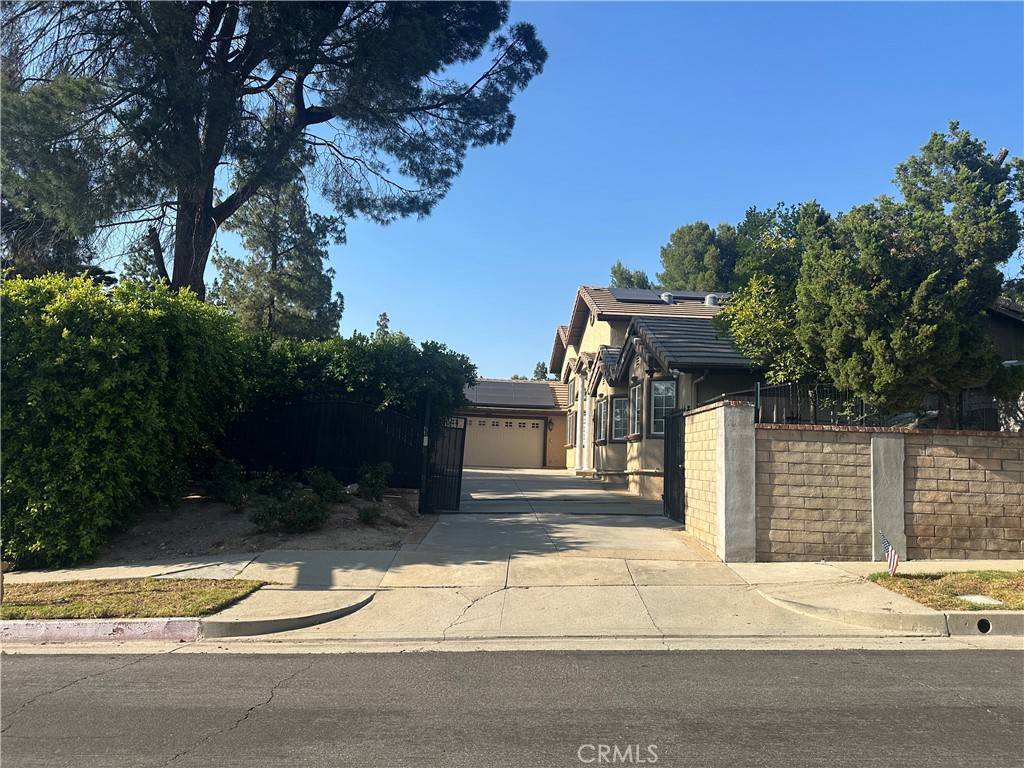 Porter Ranch, CA 91326,10760 Des Moines AVE