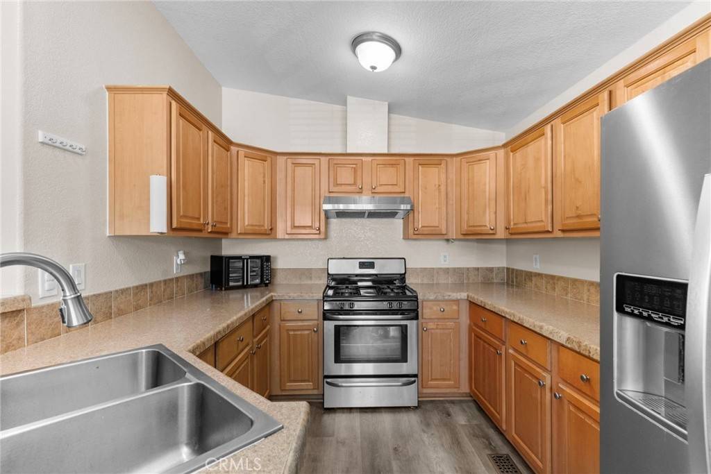 Chatsworth, CA 91311,11401 Topanga Canyon BLVD #35