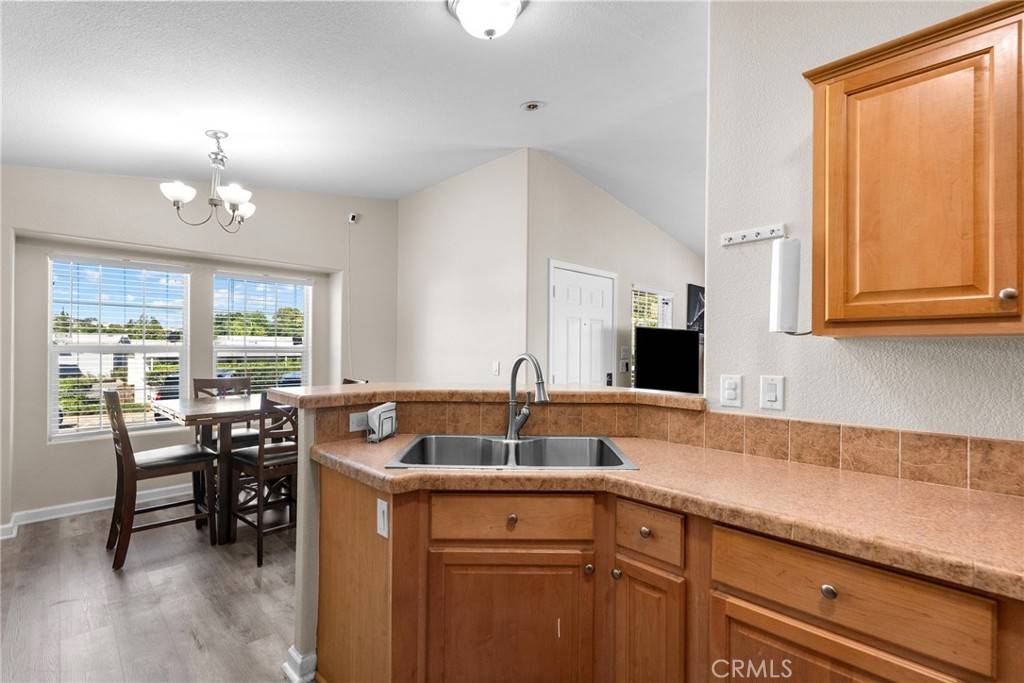 Chatsworth, CA 91311,11401 Topanga Canyon BLVD #35