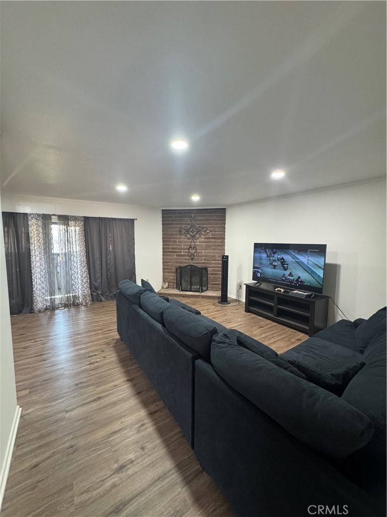 Bakersfield, CA 93304,1004 Paloma ST