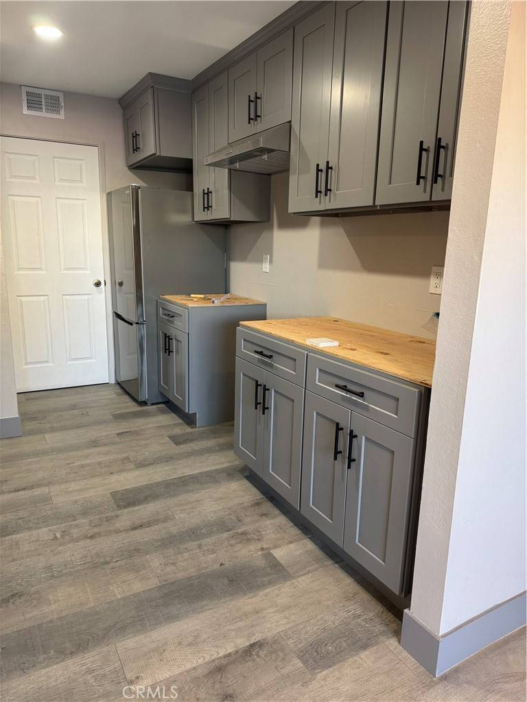 North Hollywood, CA 91605,7445 Laurelgrove AVE #2